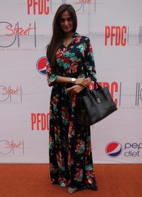 Model Mehreen Syed at MK Nation Launching ceremony
