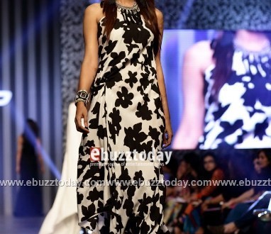 Sana Safinaz Collection at TDAP Fashion Show: Expo Pakistan 2013