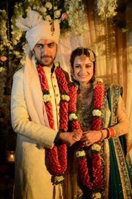 Dia Mirza Wedding Pics with Husband