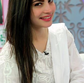 Pakistani Actress Neelam Muneer Pics