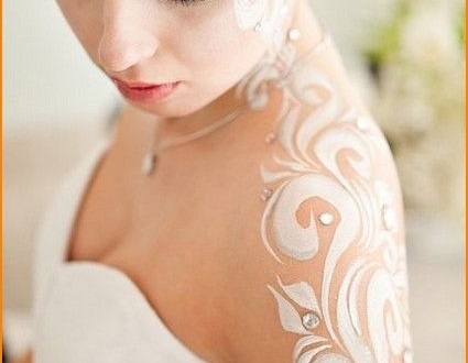 White Henna for Arabic Brides